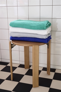 Waffle badehåndklæde 70x140 cm flere farver fra HAY 