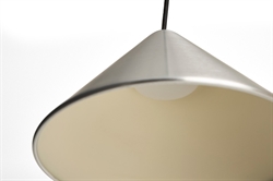 Loftlampe Compass pendant 260 børstet aluminium fra HAY