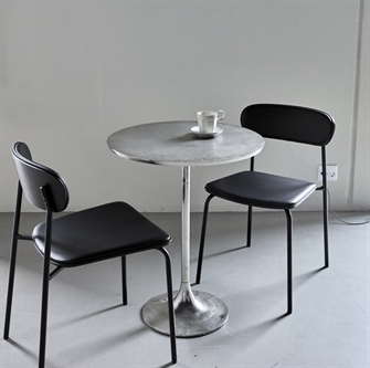 HDPova Caféstole sort 2 stk fra House Doctor