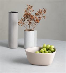 Stoneware skål medium sand fra LindDNA