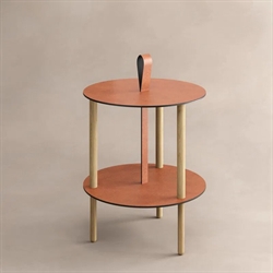 Strap Table Bull cognac - bord i recyle læder fra Lind DNA