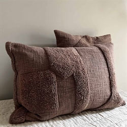 Kala brun pudebetræk 50x50 cm fra MOUD Home