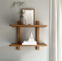 NORD væghylde i egetræ –60×53 cm fra MOUD Home