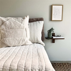 Senses quiltet pudebetræk i beige 50x70 cm fra MOUD Home