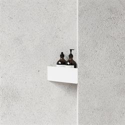 Bath Shelf Corner - opbevaringshylde hvid rustfristål fra Nichba