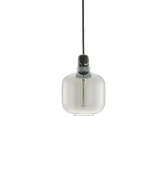 Amp loftlampe sort og smoke i small fra Normann Copenhagen