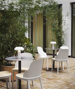 Porta bordlampe transportabel -flere farver fra Normann Copenhagen
