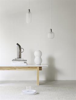 Puff bordlampe Twist hvid fra Normann Copenhagen