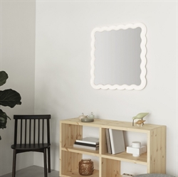 Illu spejl med LED lys 80x80 cm hvid fra Normann Copenhagen