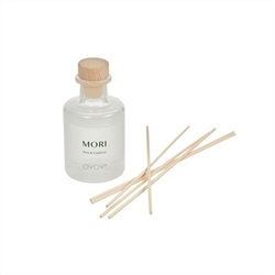 Fragrance Diffuser Mori  - duftpinde fyr & cypress fra OYOY