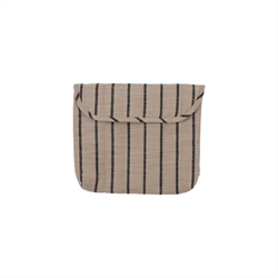 Futo Sleeve 13'' labtop cover i clay fra OYOY