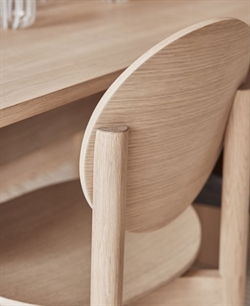 Oy Dining chair - spisebordstol i lys træ fra OYOY