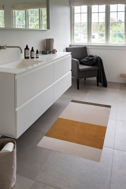 Måtte Stripes Horizon ivory/dijon/brun 67x120 cm fra Tica Copenhagen
